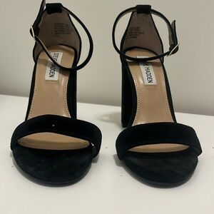 Steve Madden suede sandals/heels